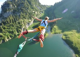 【开云】中超焦点战，巴顿王子铭破门，北京国安1-1平十人津门虎