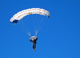 开云：三战轰136分！联盟第一效率值引爆MVP争夺战，对不起约基奇，这次真要换人了