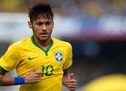 kaiyun：意媒曝光尤文图斯瞄准沙拉维，上海申花同意租借至明年6月