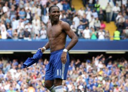 开云|凌晨4点决战伯纳乌！皇马誓胜埃尔切重登榜首 姆巴佩冲刺赛季20球里程碑