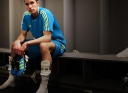 开云|李钧鹏，稳定表现回馈父母支持 全胜信念驱动体育梦想