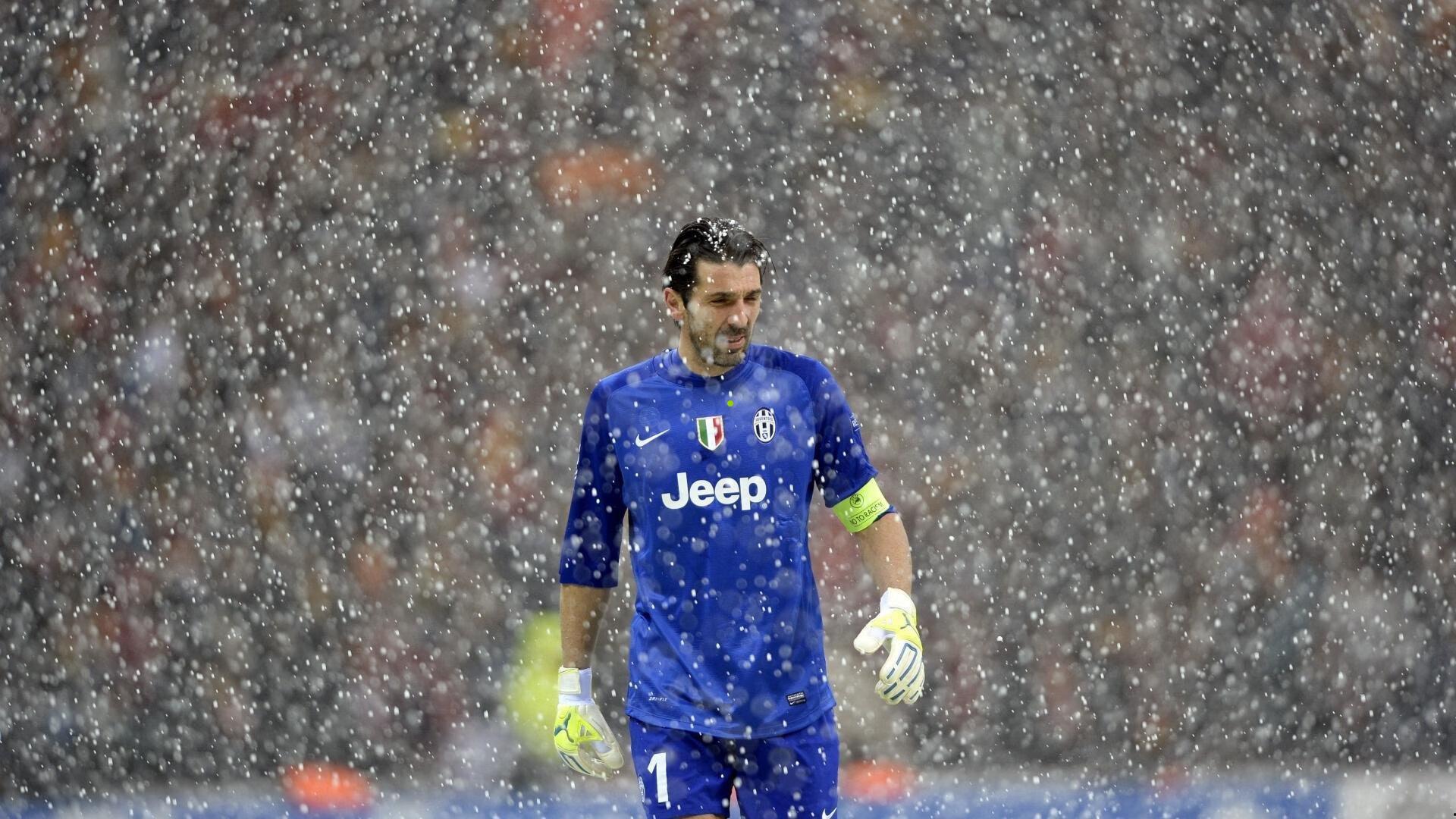 捷媒赞誉,赫拉德茨克拉洛韦守护神扎德拉日尔,无愧猎手之名